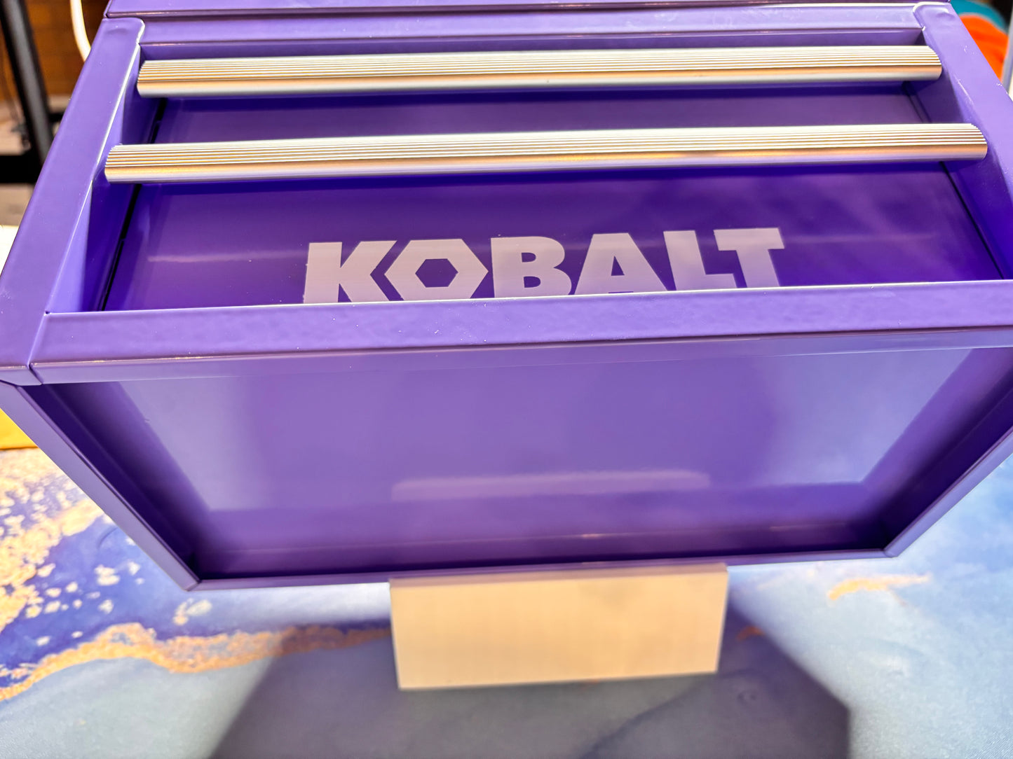 MINI KOBALT TOOLBOX LIFT