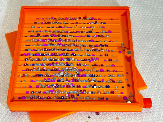 Hefty Heffa Rhinestone Tray